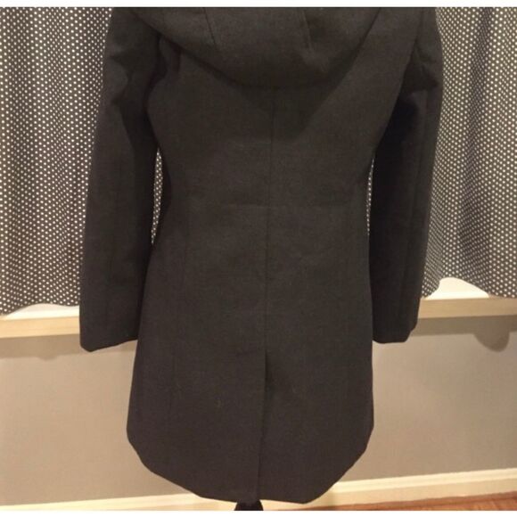 Forever 21 Hooded Toggle Coat - Picture 6 of 7